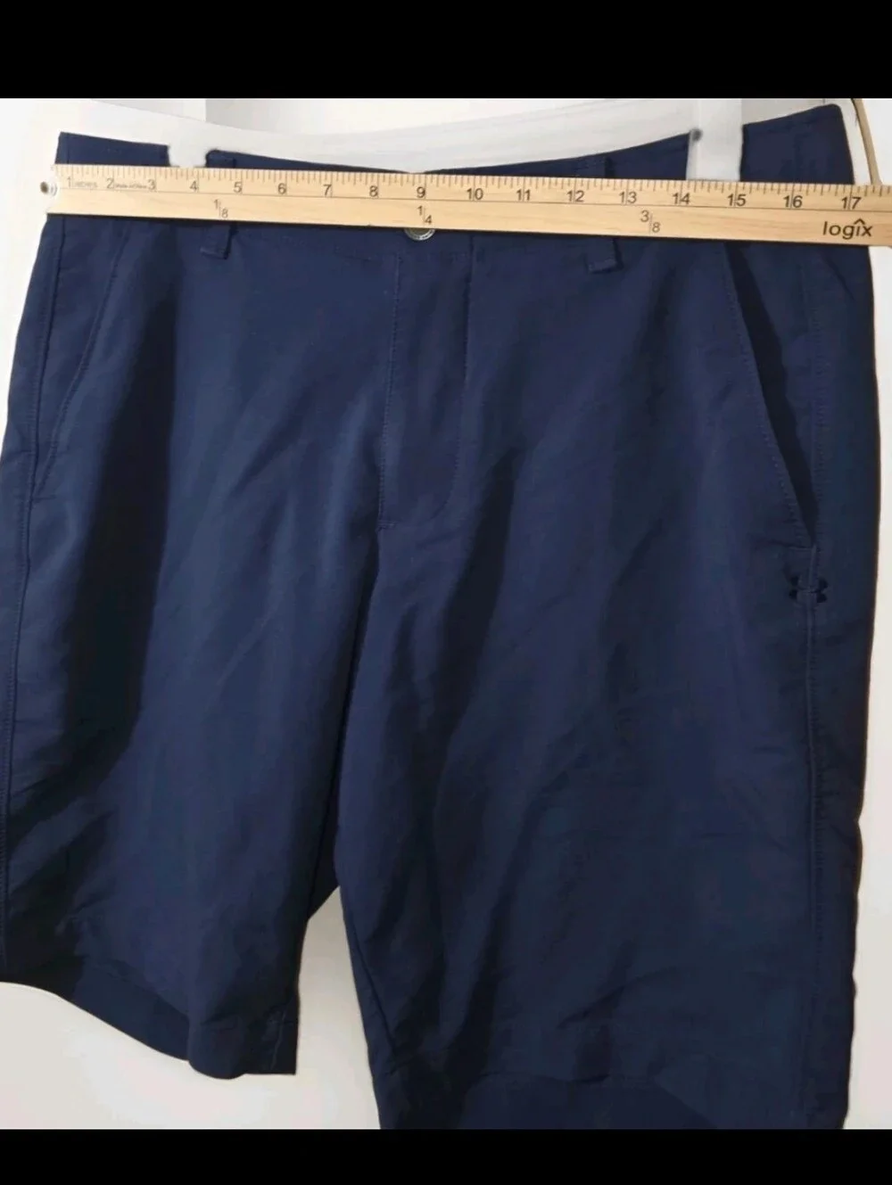 Under Armour Men's Dark Navy Flat-Front Performance Shorts Golf Size 34 Comfort